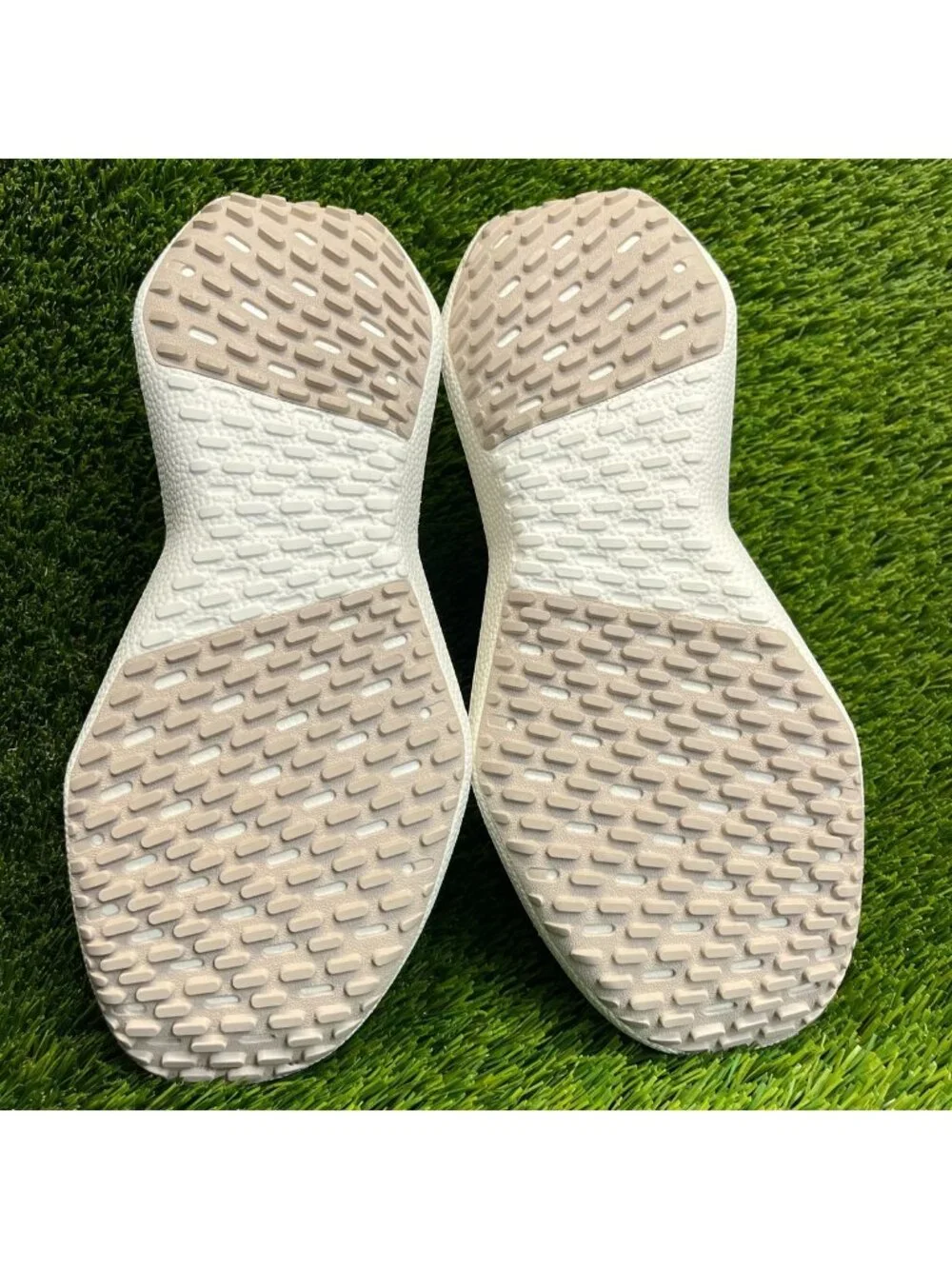 Allbirds Wool Dasher 2 Womens Size 10 Beige Athletic Running Shoes Sneakers